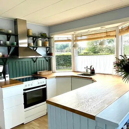 House With Sea View In Djursland Casa de Férias *