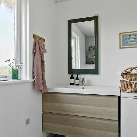 House With Sea View In Djursland Casa de Férias